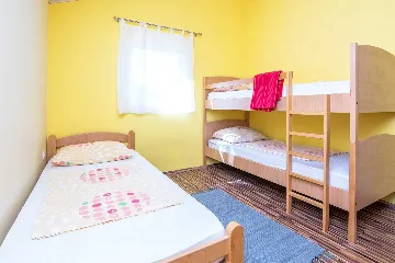 Sea-View Apartment in Vir for 4–5 Guests