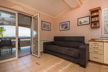 Apartment in Vir, Kozjak with Sea-View Balcony