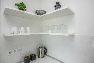 Apartment in Vir for 2–4 Guests with Terrace