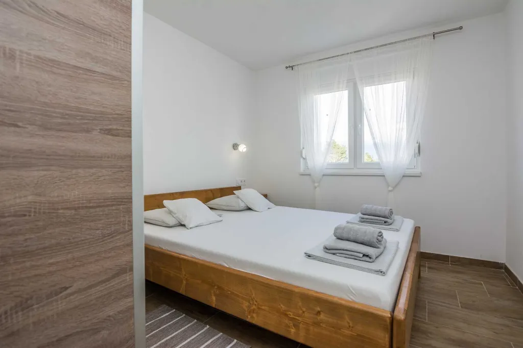 Vir Apartment with Roofed Balcony and 2 Bedrooms