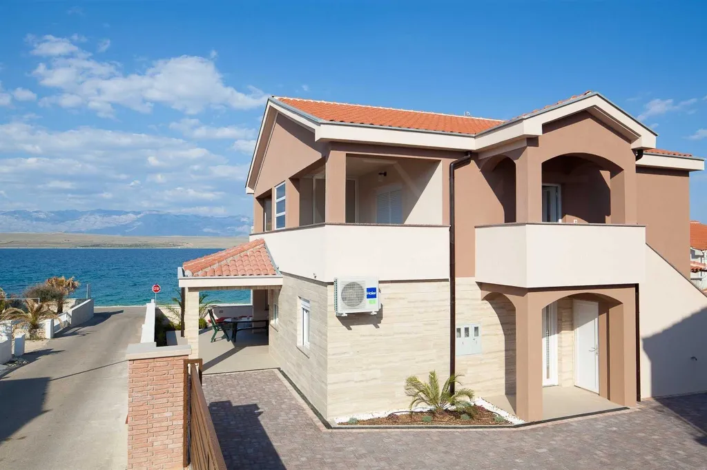 Modern Apartment in Vir with Sea-View Terrace