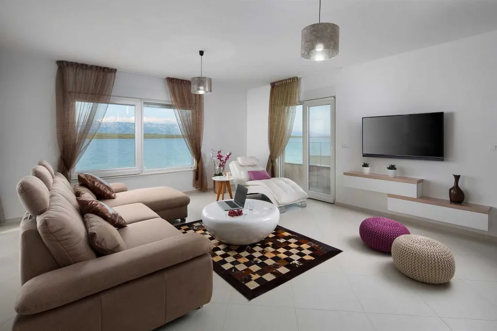 Apartment 10m to the Sea in Vir with Balcony
