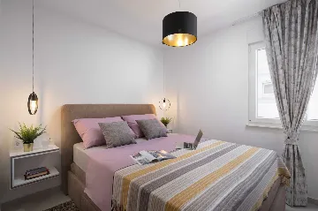 2-Bedroom Apartment with Sea View in Vir