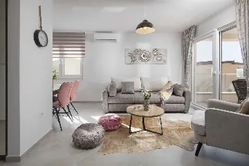 2-Bedroom Apartment with Sea View in Vir