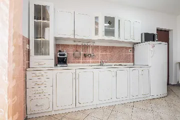 Privlaka 2-Bedroom Apartment with Partial Sea View