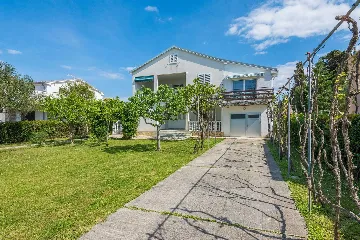 Privlaka 2-Bedroom Apartment with Partial Sea View