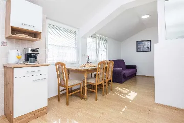 Privlaka 1-Bedroom Apartment for 2-4 Guests