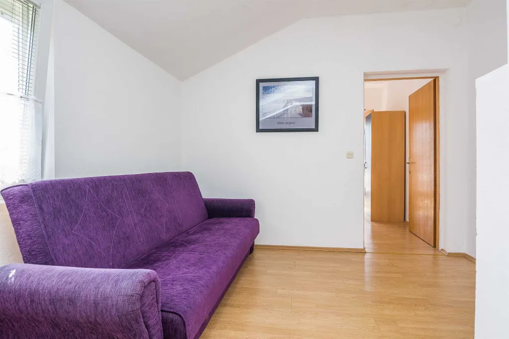 Privlaka 1-Bedroom Apartment for 2-4 Guests