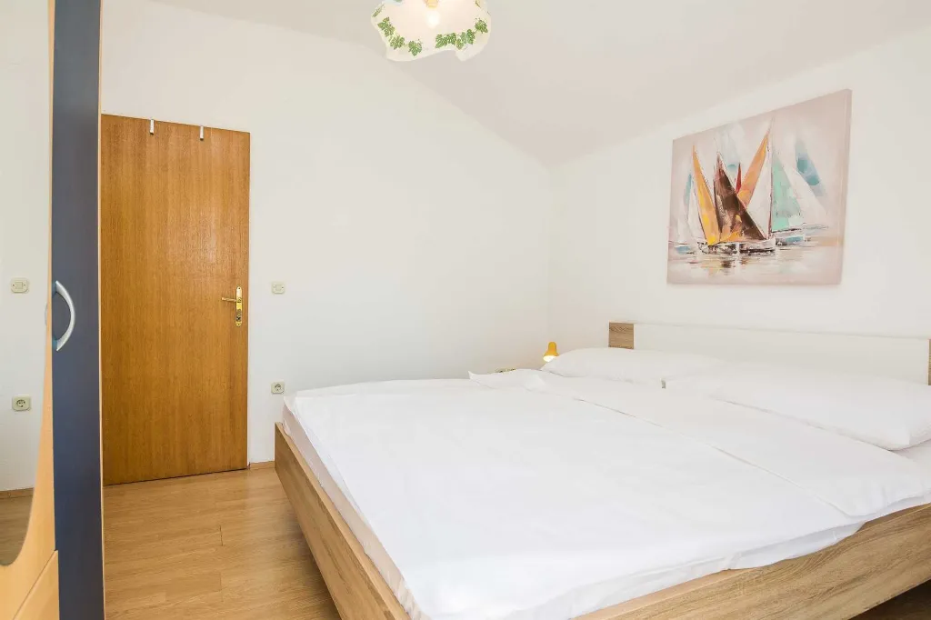 Privlaka 1-Bedroom Apartment for 2-4 Guests