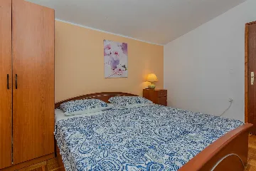 1BR Apartment in Vir for 2–4, 400 m to Sea