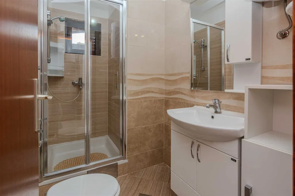 1BR Apartment in Vir for 2–4, 400 m to Sea