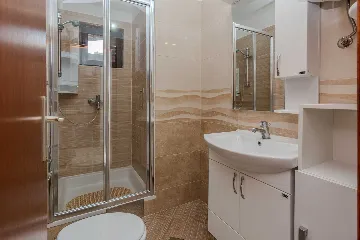 1BR Apartment in Vir for 2–4, 400 m to Sea