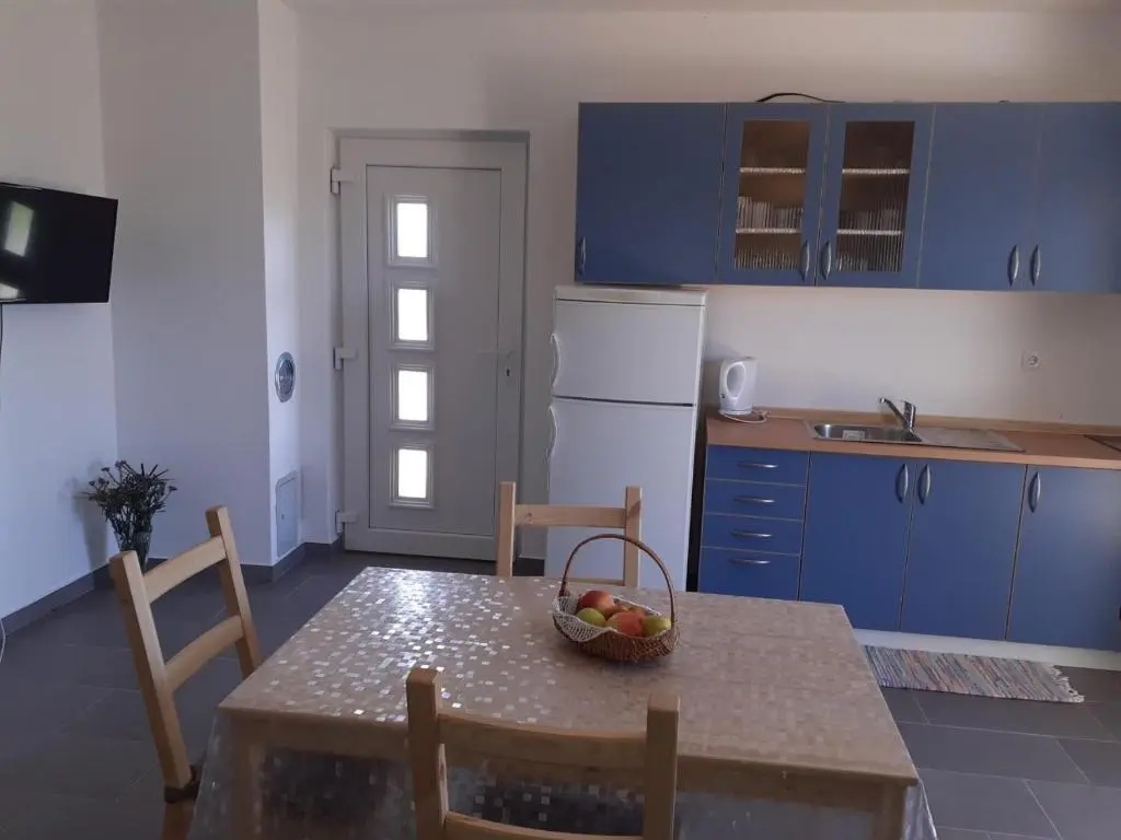 Privlaka Apartment with Balcony and Partial Sea View