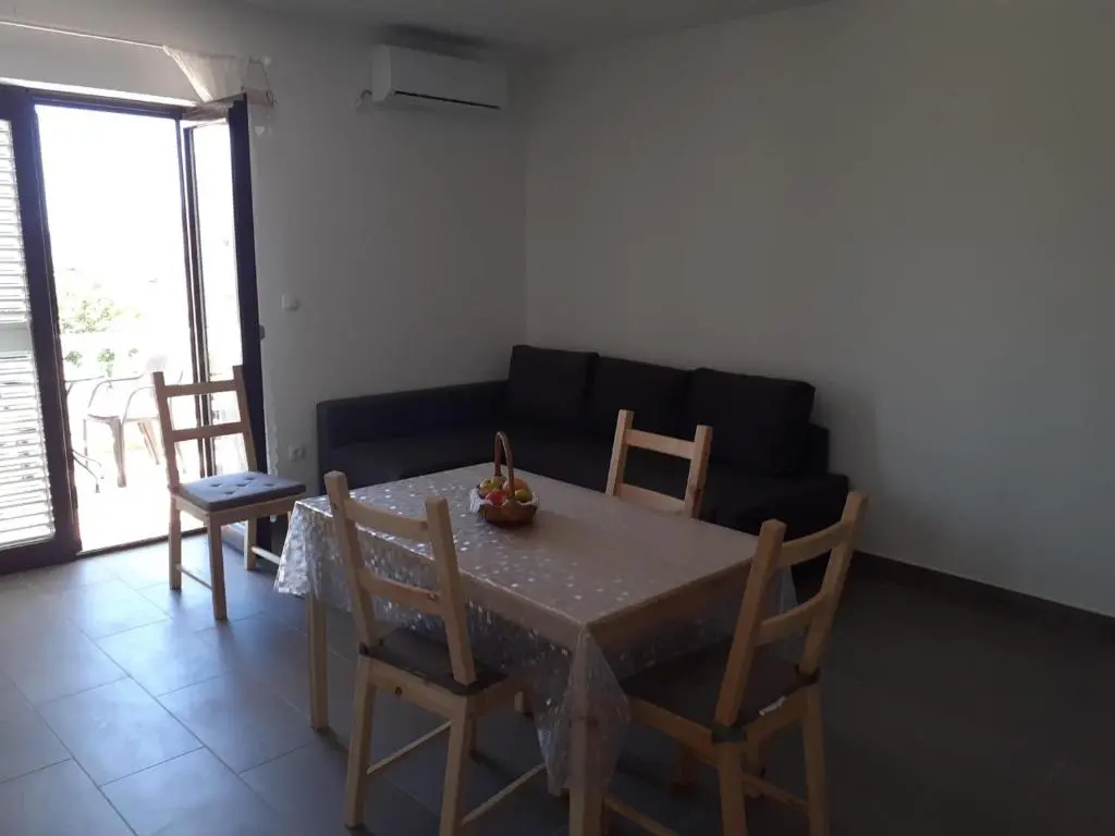 Privlaka Apartment with Balcony and Partial Sea View