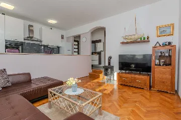 Privlaka Holiday House for 4 Guests, 200 m from Beach