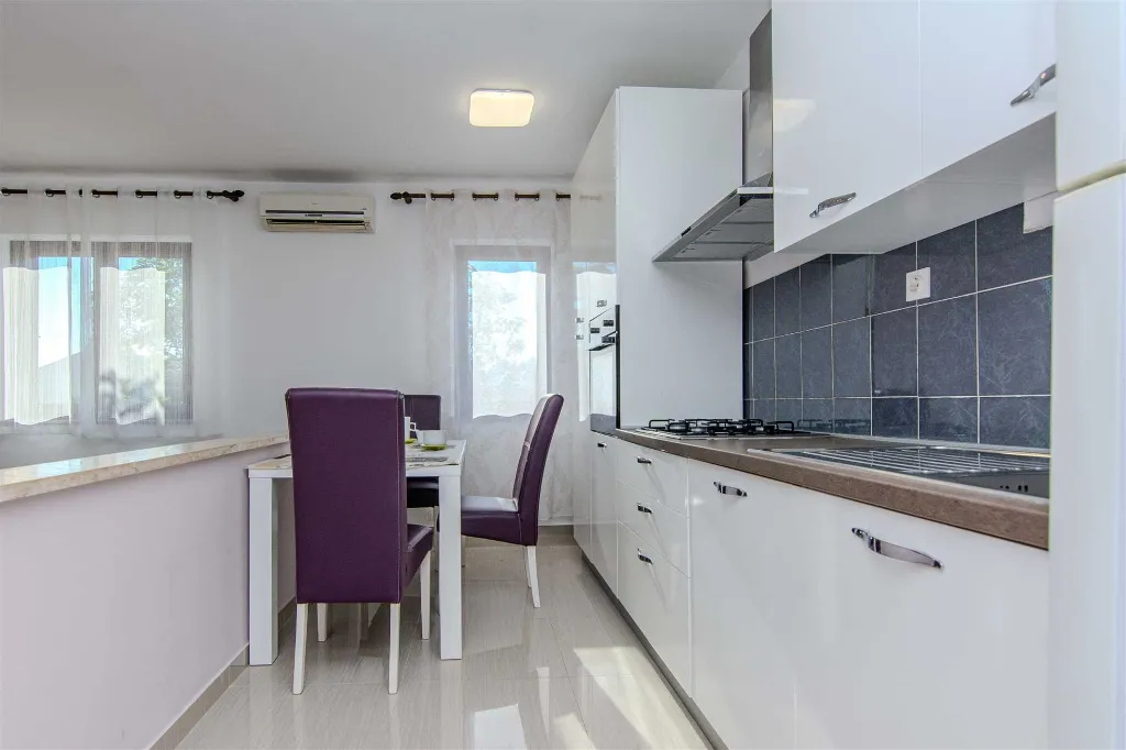 Privlaka Holiday House for 4 Guests, 200 m from Beach
