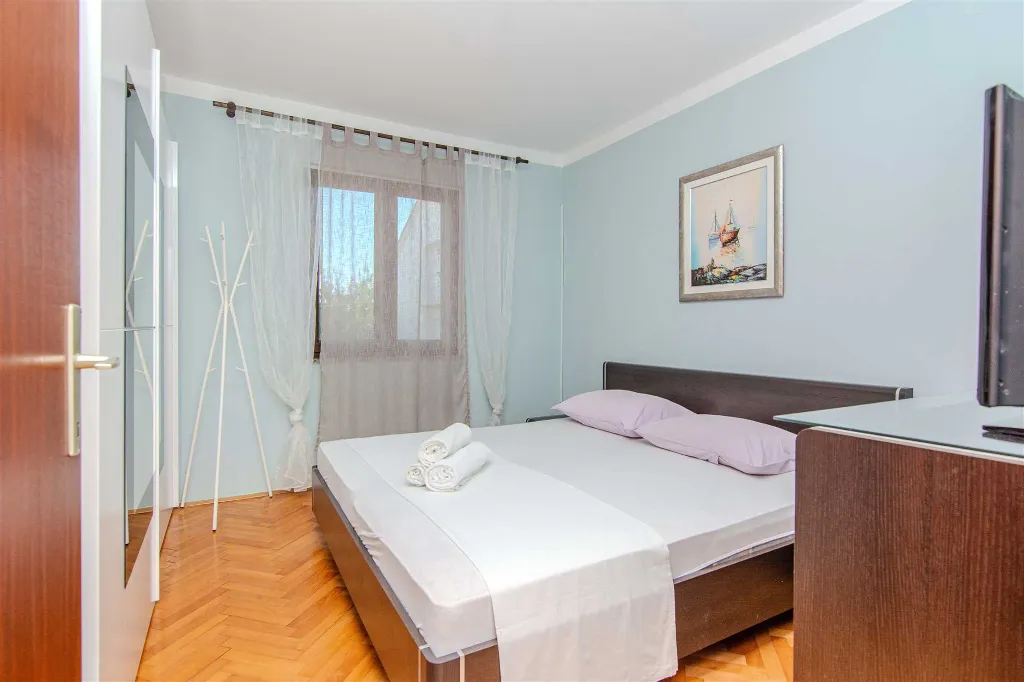 Privlaka Holiday House for 4 Guests, 200 m from Beach