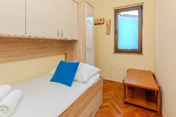 Privlaka Holiday House for 4 Guests, 200 m from Beach