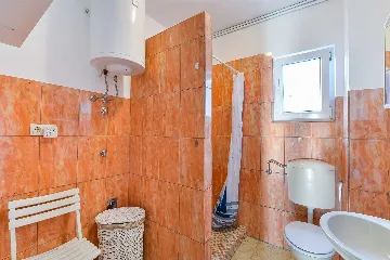 3-Bedroom Apartment in Vir for 6 Guests