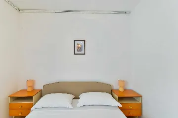 3-Bedroom Apartment in Vir for 6 Guests