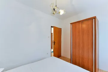 3-Bedroom Apartment in Vir for 6 Guests