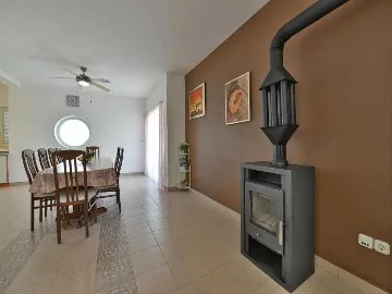 4-Bedroom Villa in Privlaka for 8–10 Guests