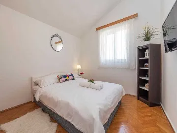 4-Bedroom Villa in Privlaka for 8–10 Guests