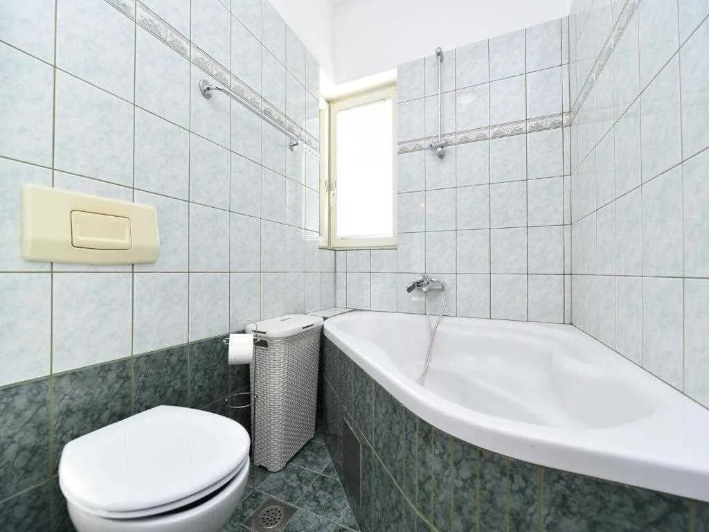 4-Bedroom Villa in Privlaka for 8–10 Guests