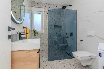 2-Bedroom Apartment for 4 in Vir