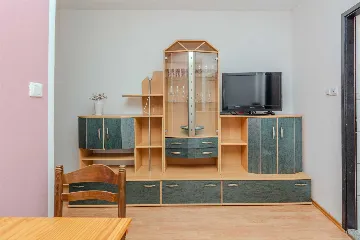 Apartment in Vir with Partial Sea View for 4