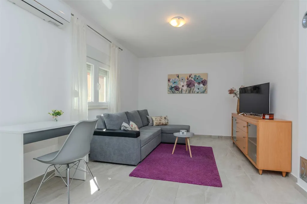 Privlaka Holiday House with Private Heated Pool