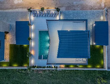 Privlaka 5-Bedroom Villa with Private Heated Pool