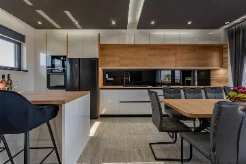 Privlaka 5-Bedroom Villa with Private Heated Pool