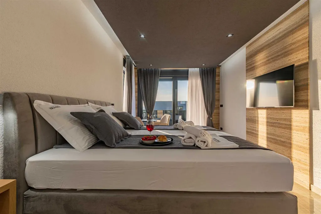 Privlaka 5-Bedroom Villa with Private Heated Pool