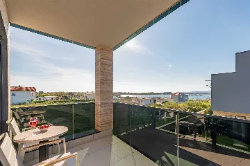 Privlaka 5-Bedroom Villa with Private Heated Pool