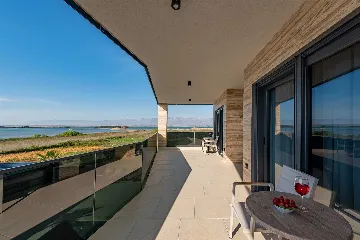 Privlaka 5-Bedroom Villa with Private Heated Pool