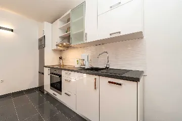 Privlaka Apartment with Sea View Balcony for 4