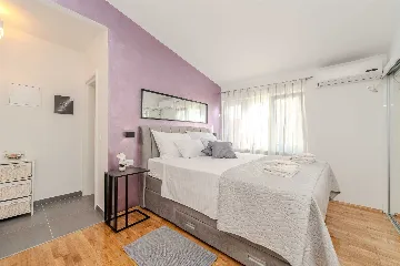 Privlaka Apartment with Sea View Balcony for 4