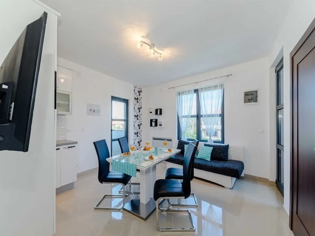 Privlaka Apartment for 2-4 Guests, 200 m to Beach