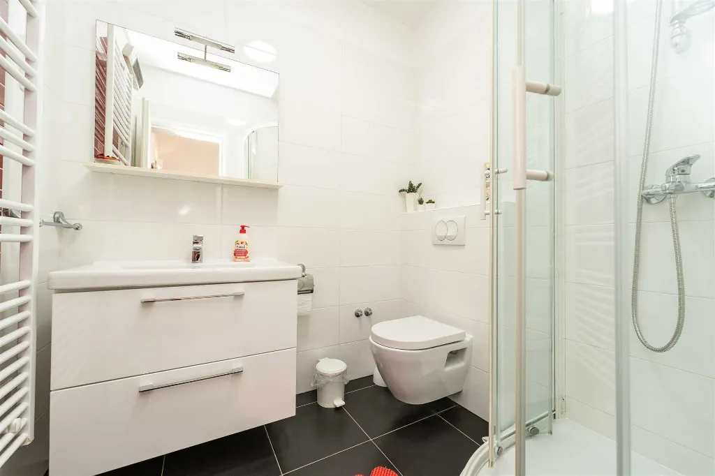Privlaka Apartment for 2–4 Guests