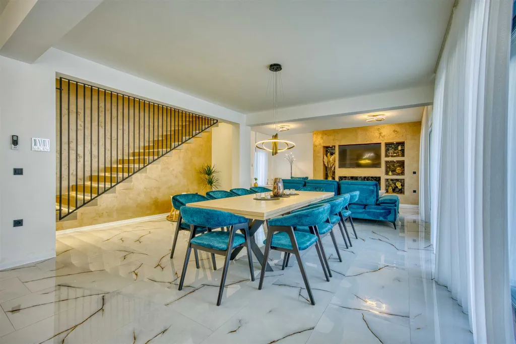 Villa with Private Pool & Sea View in Nin Zaton
