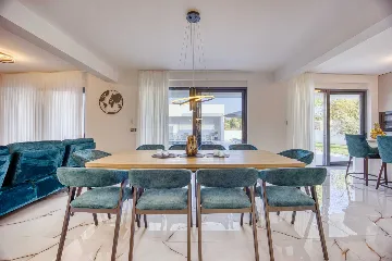 Villa with Private Pool & Sea View in Nin Zaton