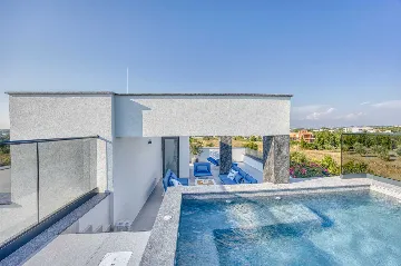 Villa with Private Pool & Sea View in Nin Zaton