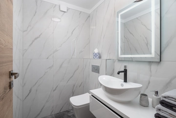 Penthouse Apartment in Vir for 4-5 Guests