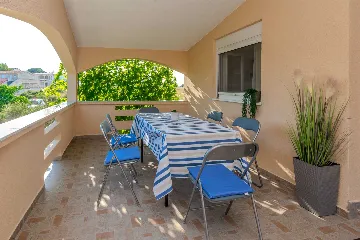 Apartment in Vir for 6 Guests, 600 m to Beach
