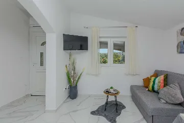 Apartment in Vir for 6 Guests, 600 m to Beach