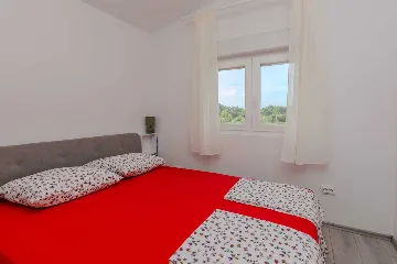 Apartment in Vir for 6 Guests, 600 m to Beach