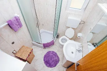 Apartment for 2 with Private Terrace in Vrsi