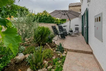 Holiday House in Nin, Zaton (Sleeps 8)