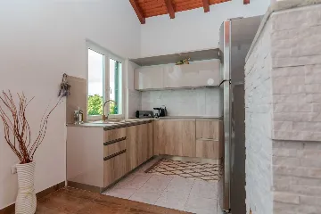 Holiday House in Nin, Zaton (Sleeps 8)